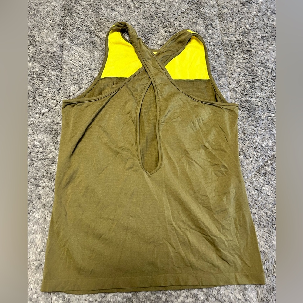 Flag Nor Fail activewear set size small - Picture 6 of 6